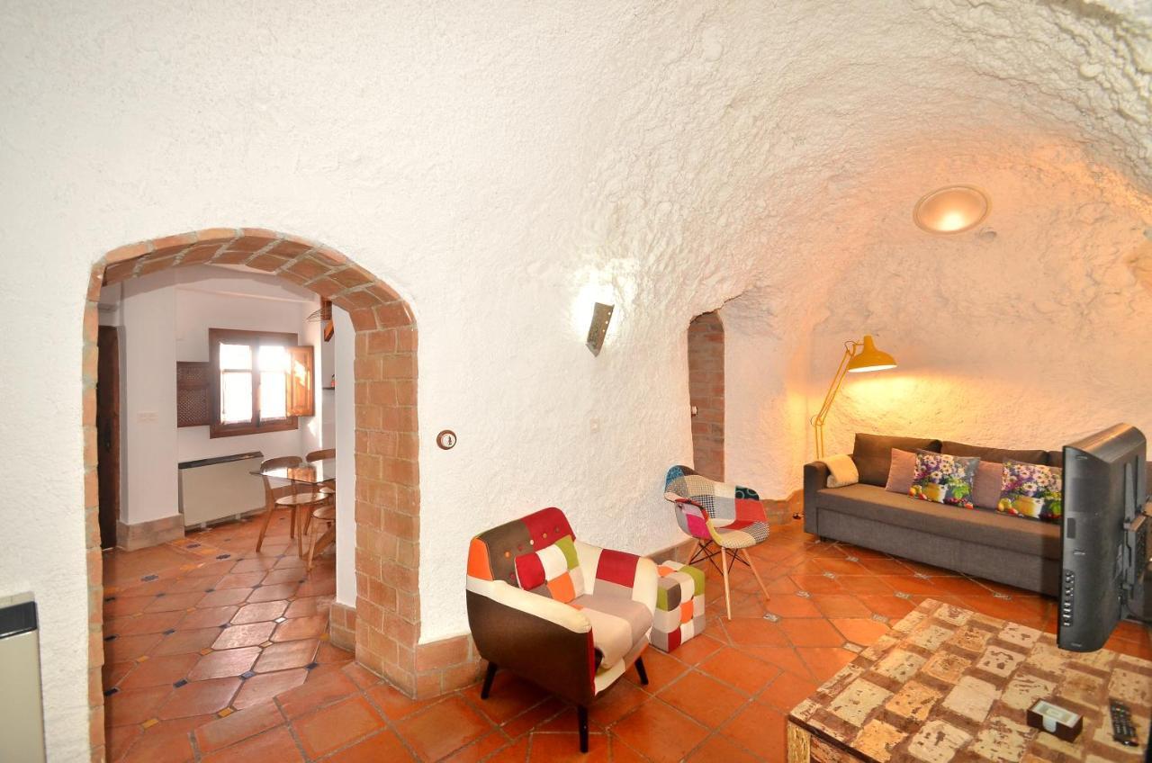 House&Cave Parking And Terrace, In The City Granada Exterior photo