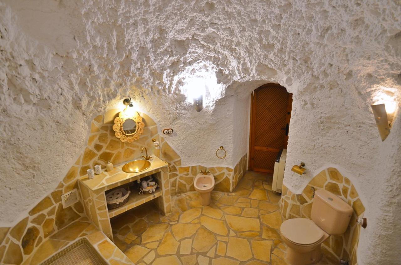 House&Cave Parking And Terrace, In The City Granada Exterior photo